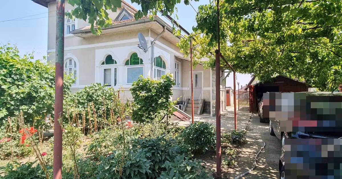 Casă individuală de vânzare cu 4 camere în Buftea