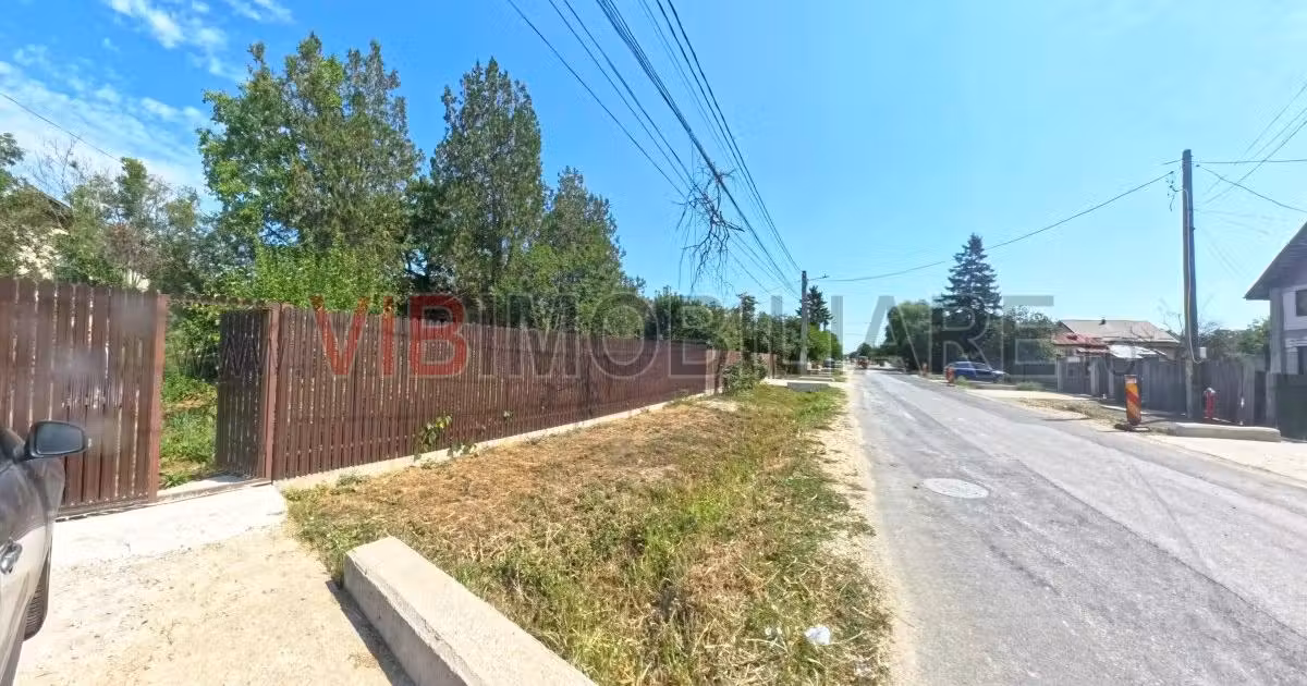 Teren intravilan de vânzare de 3290 mp, în Răcari