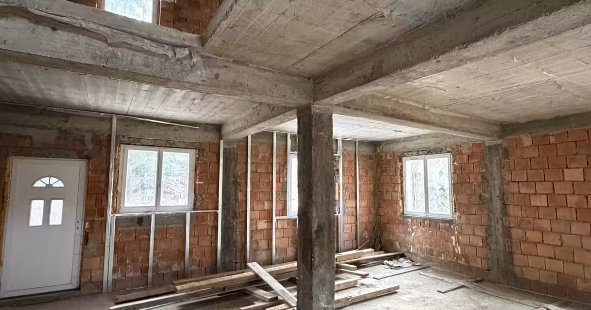 Casă de vânzare cu 6 camere în Predeal