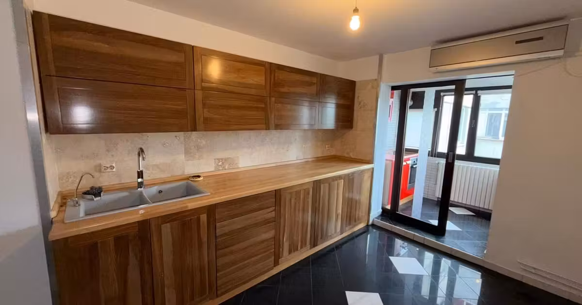 Apartament de vânzare cu 4 camere în zona Crângași, Sector 6
