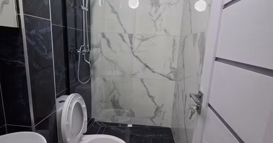 Garsonieră Titan