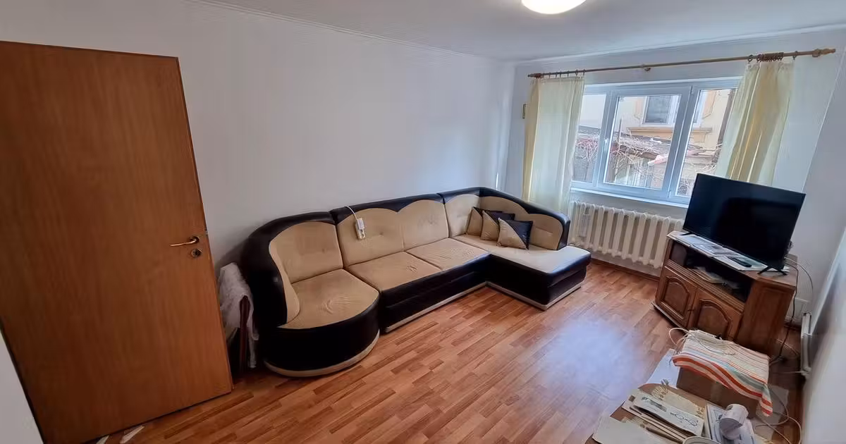 Apartament de vânzare cu 4 camere, mobilat în zona Ultracentral, Constanța