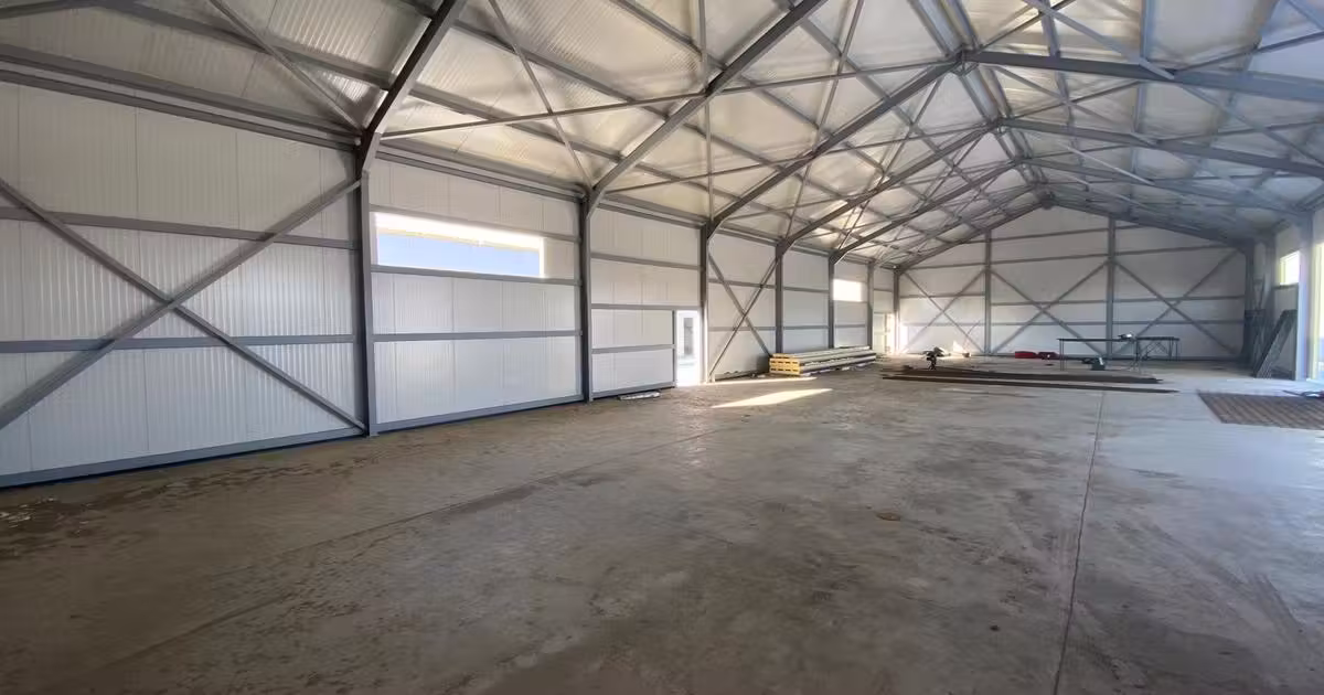 Spațiu industrial de vânzare 400 mp în Bragadiru