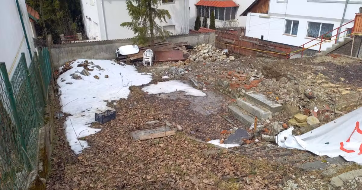 Teren agricol intravilan de vânzare de 235 mp, în Predeal