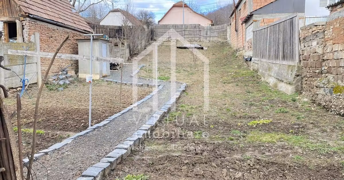 Casă individuală de vânzare cu 4 camere în zona Gușterița, Sibiu