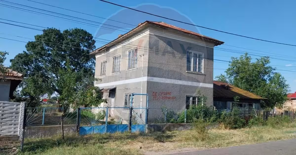 Casă individuală de vânzare cu 5 camere în Bucovăț