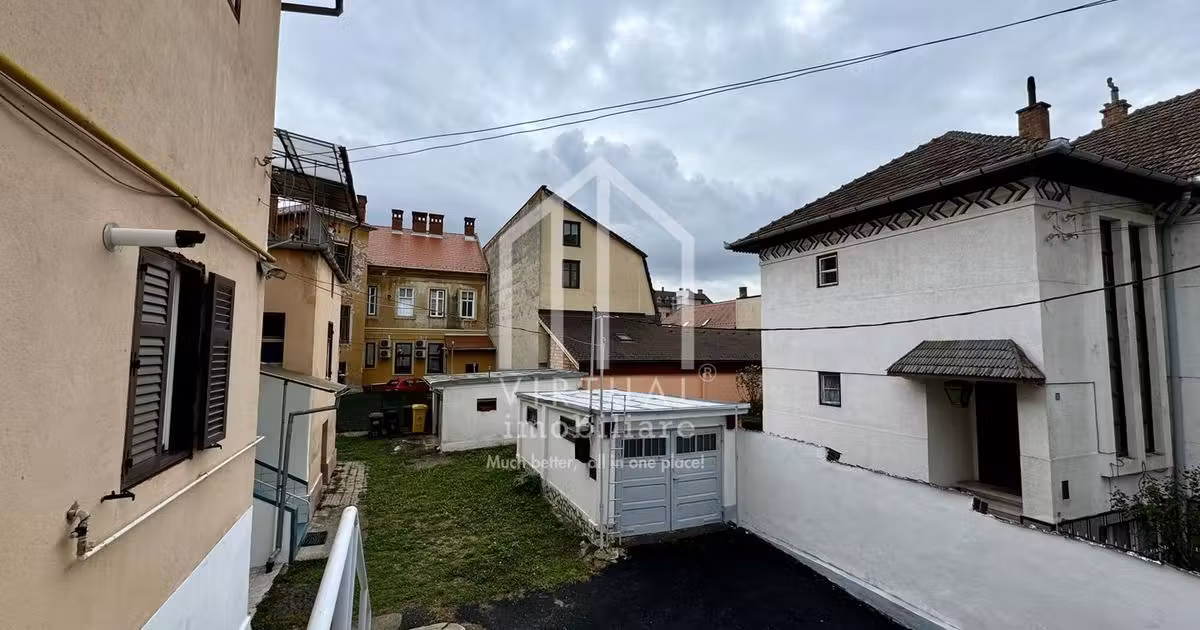 Apartament de vânzare cu 4 camere, mobilat în zona Central, Sibiu