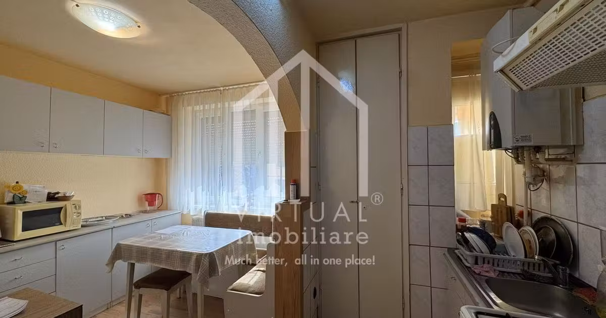 Apartament de vânzare cu 2 camere în zona Hipodrom 2, Sibiu