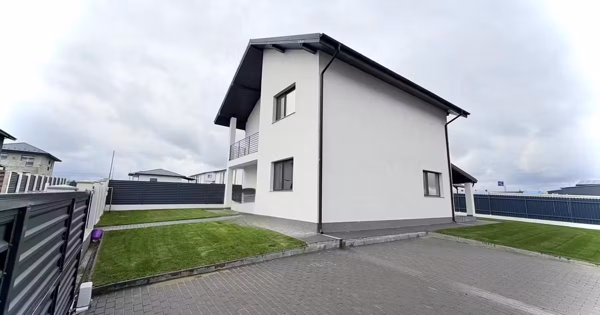 Casă individuală de vânzare cu 4 camere în zona Miroslava, Iași