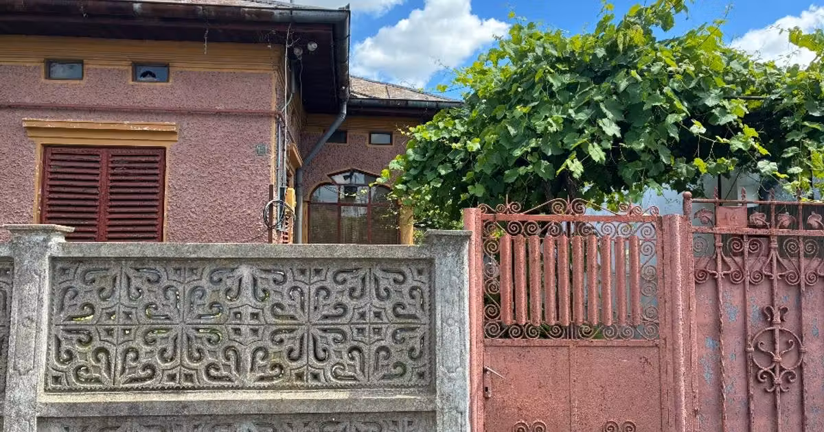 Casă individuală de vânzare cu 5 camere în zona Industriilor, Sector 3