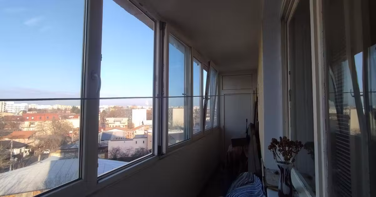 Apartament de vânzare cu 2 camere în zona Giurgiului, Sector 4