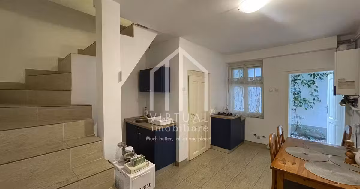 Casă individuală de vânzare cu 6 camere, mobilată în zona Central, Sibiu