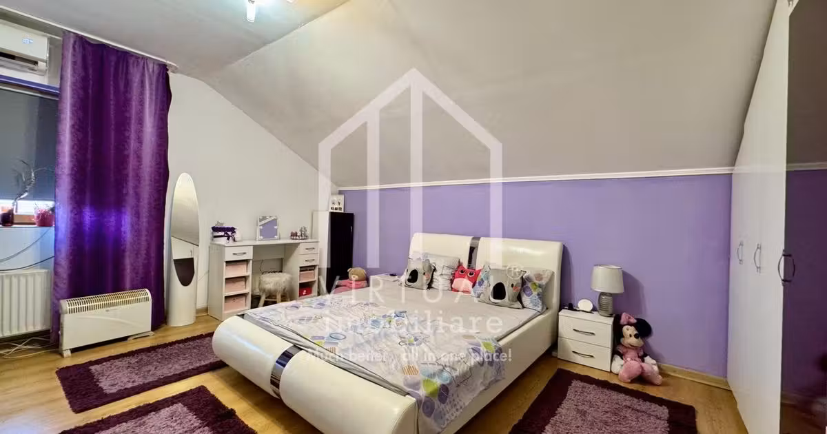 Apartament de vânzare cu 4 camere, mobilat în Șelimbăr