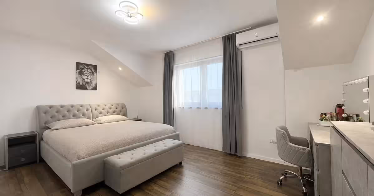 Apartament de vânzare cu 3 camere, mobilat în Giroc