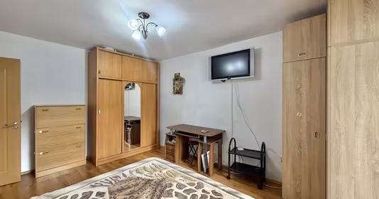 Garsonieră Dâmbovița