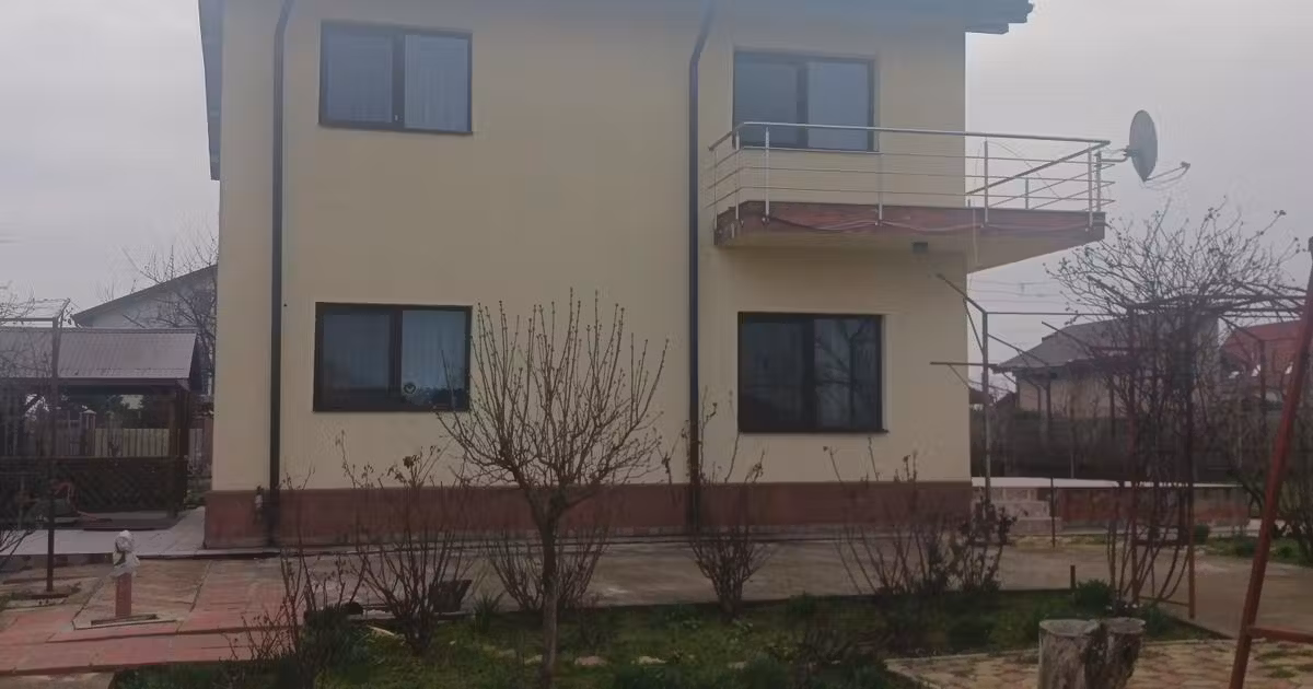 Casă individuală de vânzare cu 4 camere, mobilată în Adunații-Copăceni