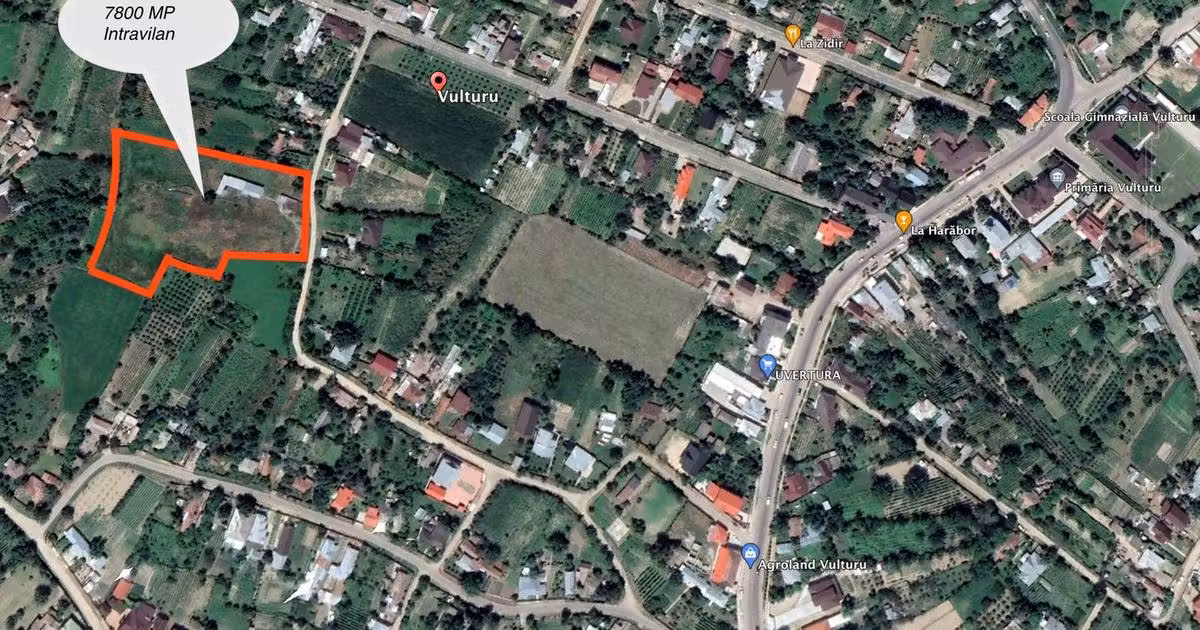 Teren Construcții intravilan de vânzare de 7800 mp, în Vulturu