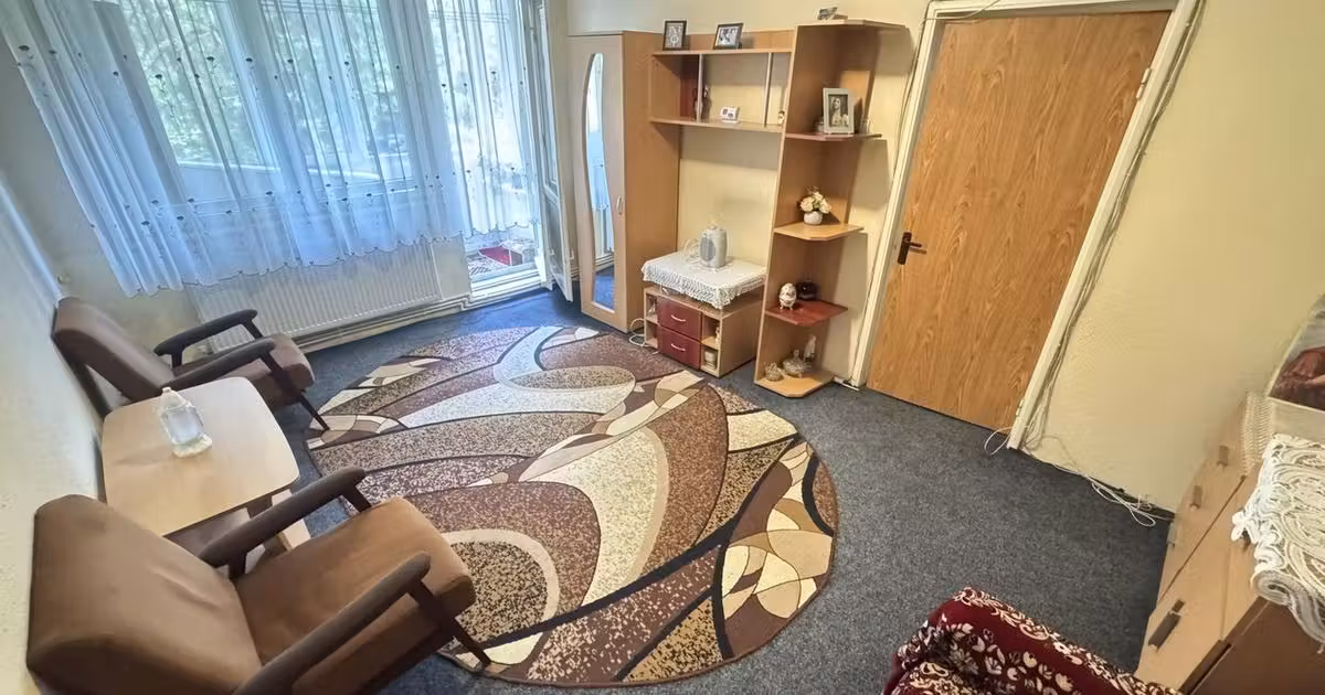 Apartament de vânzare cu 3 camere, mobilat în zona Tomis Nord, Constanța