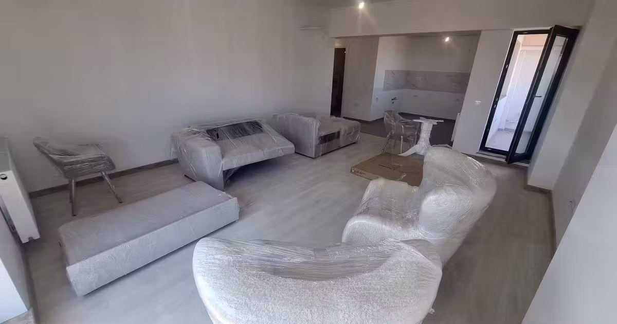 Apartament de vânzare cu 3 camere în zona Inel II, Constanța