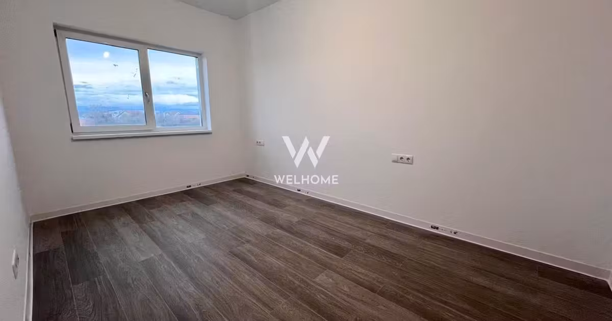 Apartament de vânzare cu 3 camere în Șelimbăr