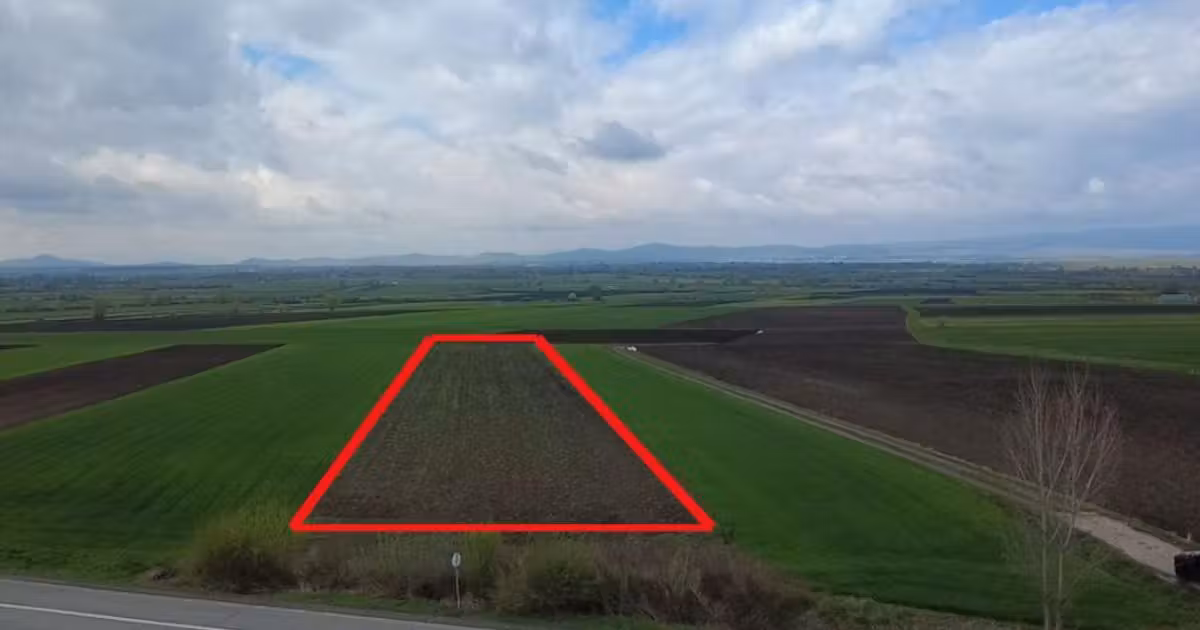 Teren intravilan de vânzare de 5000 mp, în Bicfalău