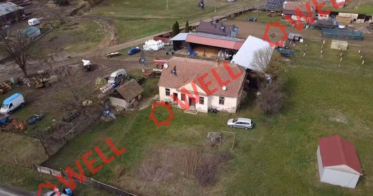Casă de vânzare cu 4 camere în Țufalău