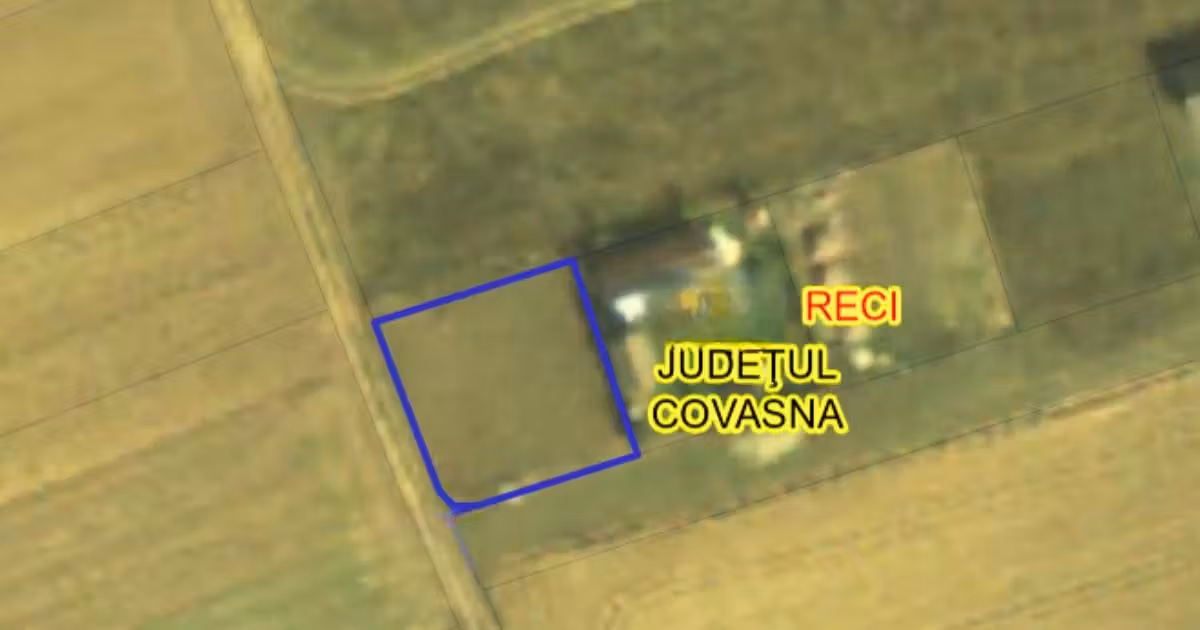 Teren intravilan de vânzare de 463 mp, în Reci