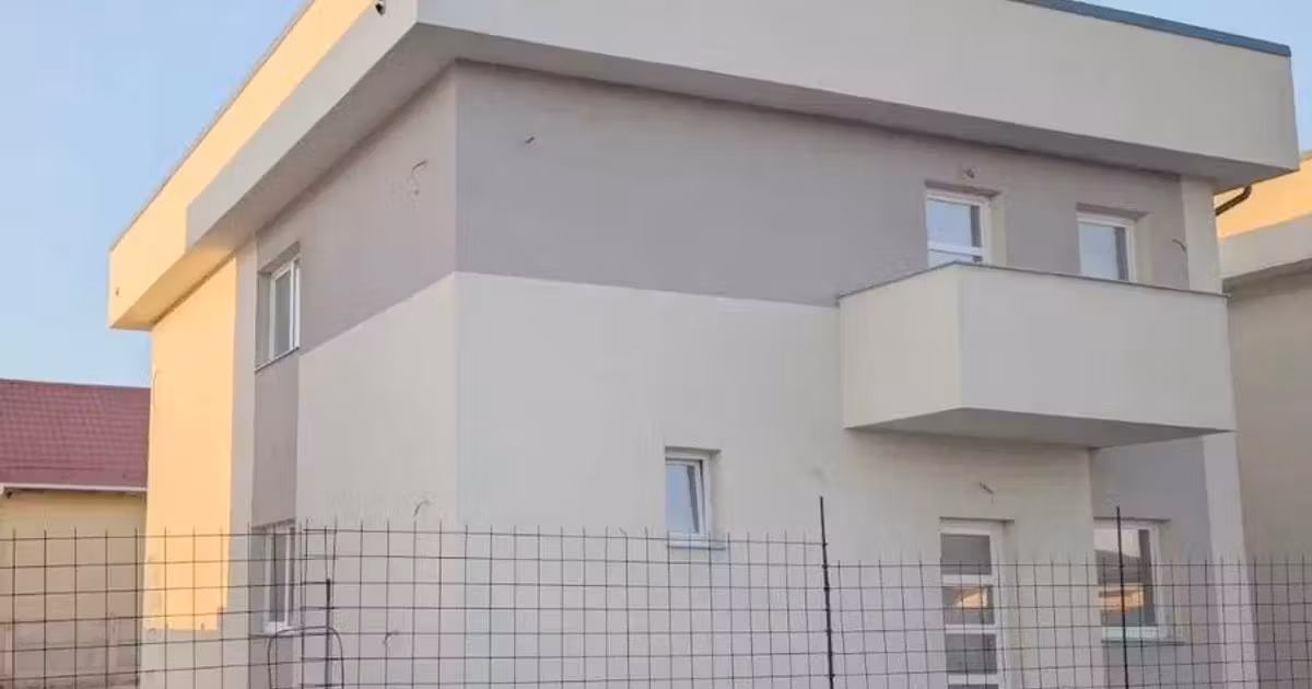 Casă individuală de vânzare cu 5 camere în zona Bariera Vâlcii, Craiova