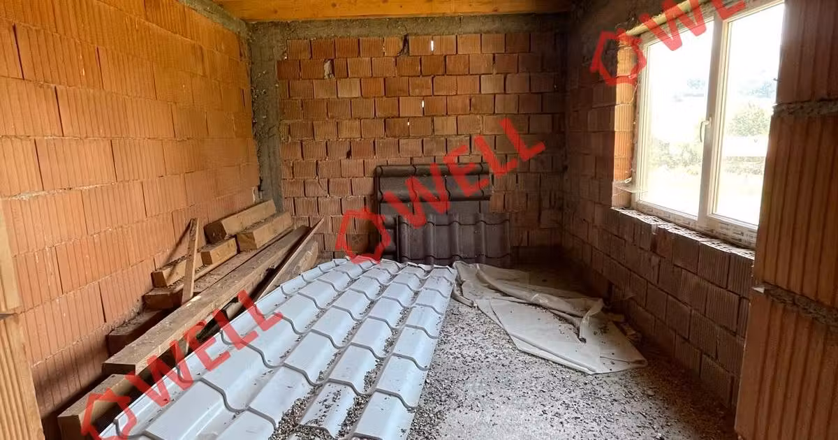 Casă de vânzare cu 5 camere în Vâlcele