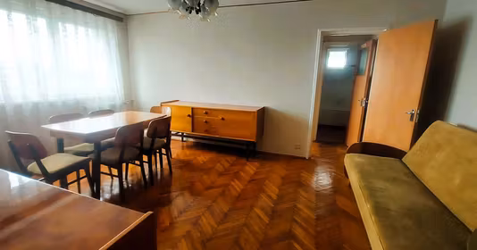Apartament Titan