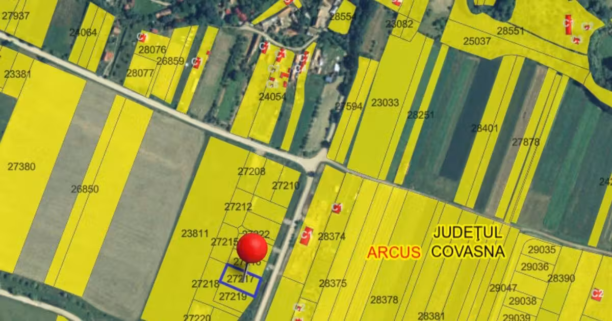 Teren agricol intravilan de vânzare de 863 mp, în Arcuș