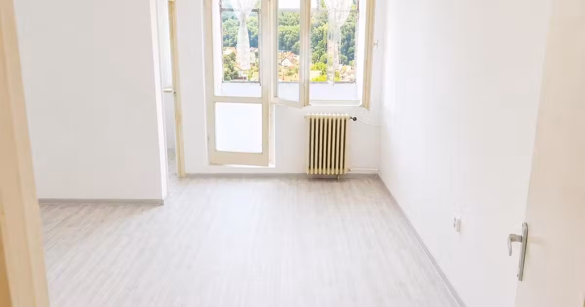 Garsonieră de vânzare în zona Noua, Brașov
