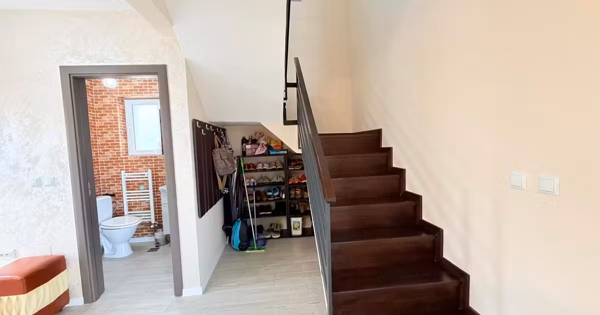 Casă individuală de vânzare cu 4 camere în zona Lunca Cetățuii, Iași