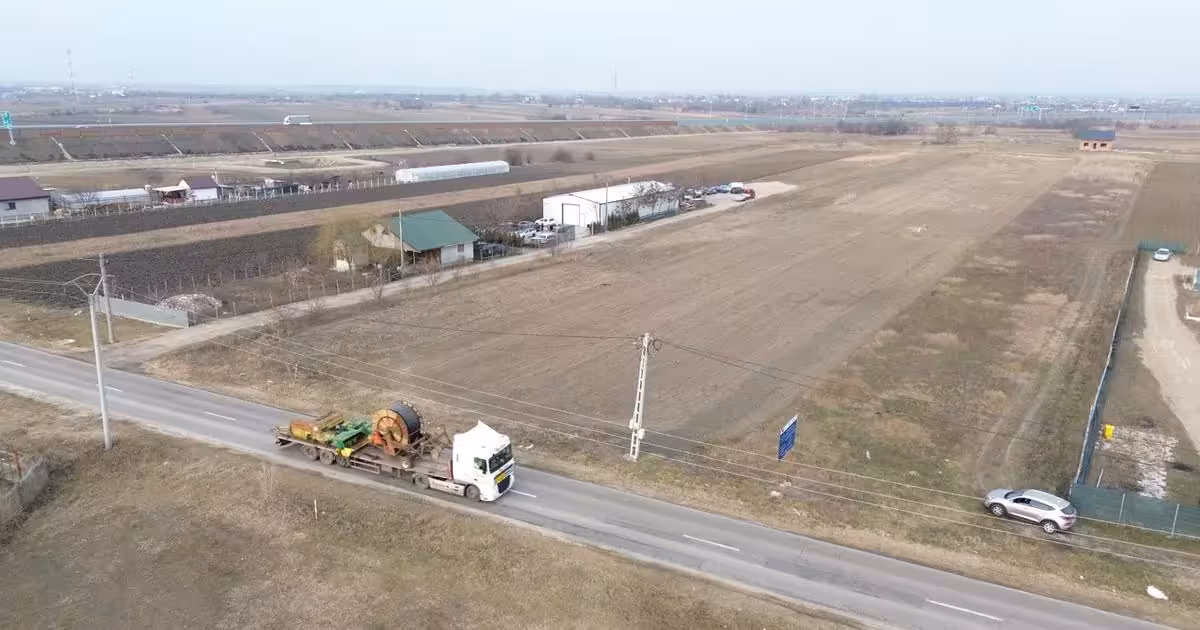 Teren Construcții intravilan de vânzare de 15000 mp, în zona Exterior Est, Focșani