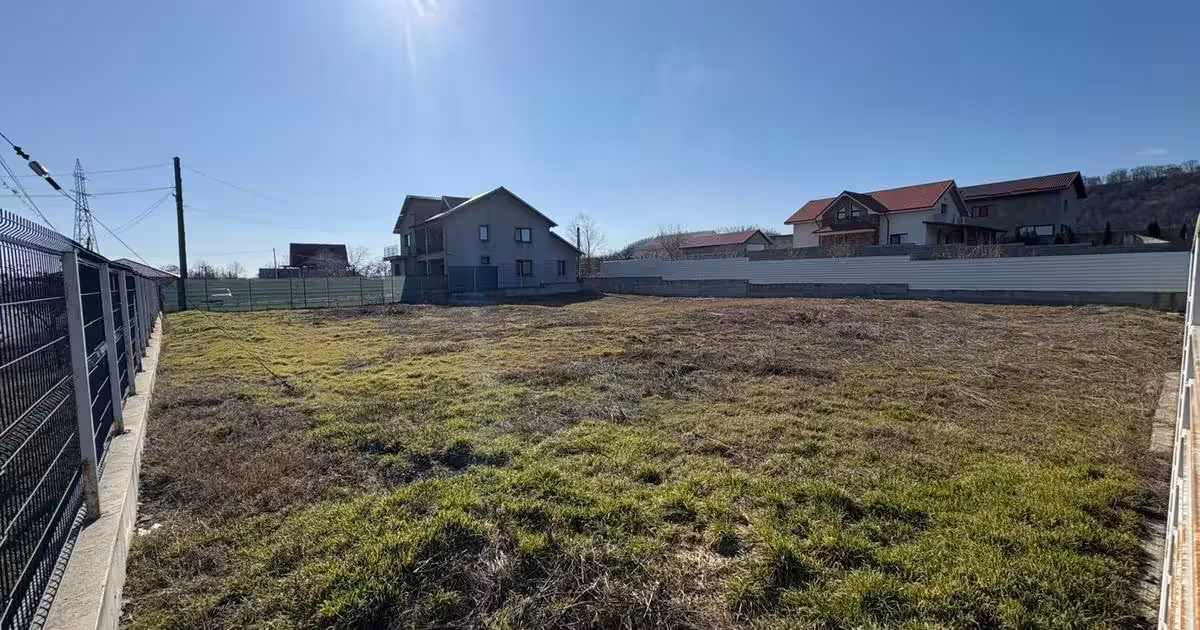 Teren intravilan de vânzare de 1000 mp, în Odobești