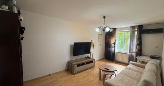 Apartament Titan