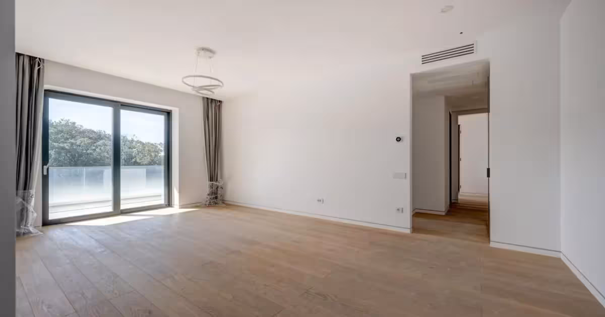 Apartament de vânzare cu 4 camere în zona Băneasa, Sector 1