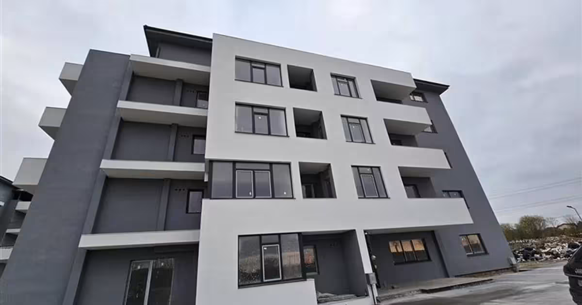 Apartament de vânzare cu 3 camere în Pantelimon