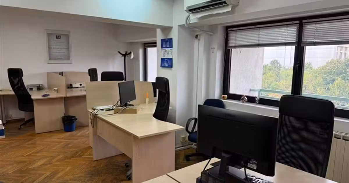 Apartament de vânzare cu 5 camere în zona Splaiul Unirii, Sector 3