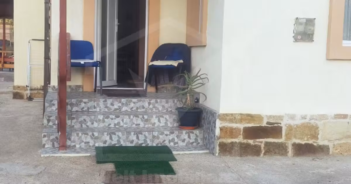Casă individuală de vânzare cu 2 camere, mobilată în Elciu