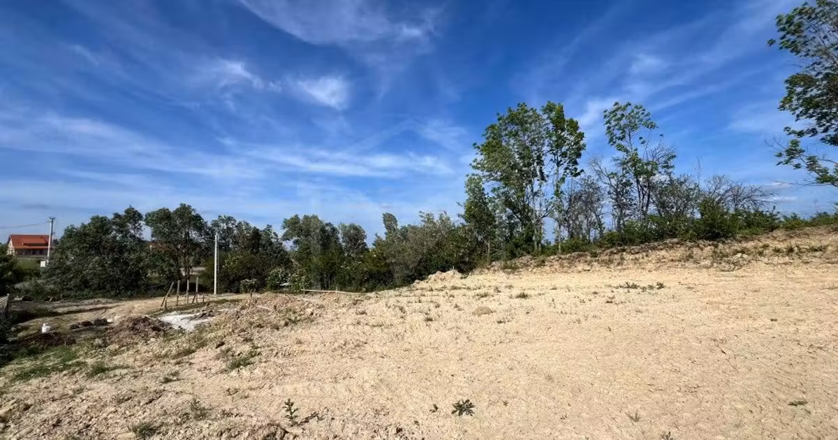 Teren · 120 m², Bună Ziua, Cluj-Napoca
