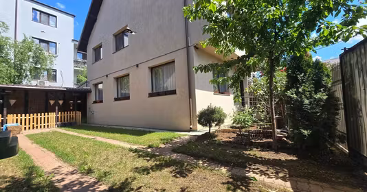 Casă Dobroești