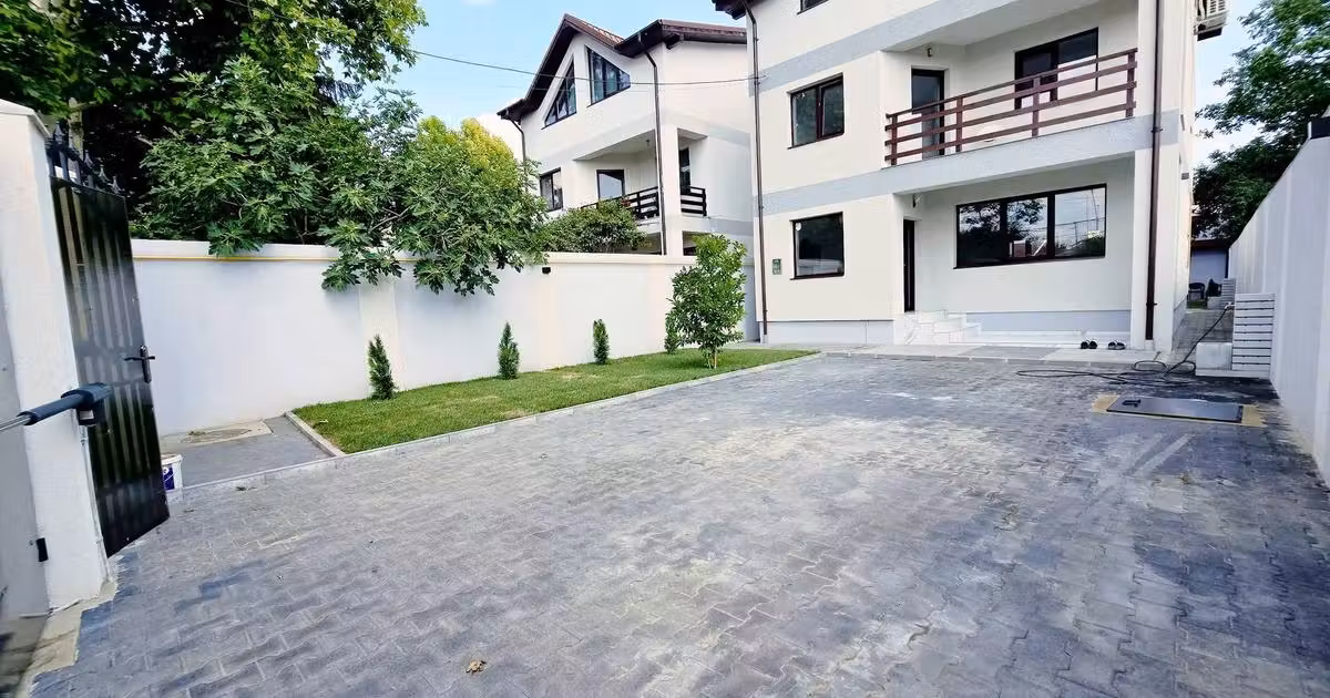 Casă individuală de vânzare cu 6 camere în Voluntari