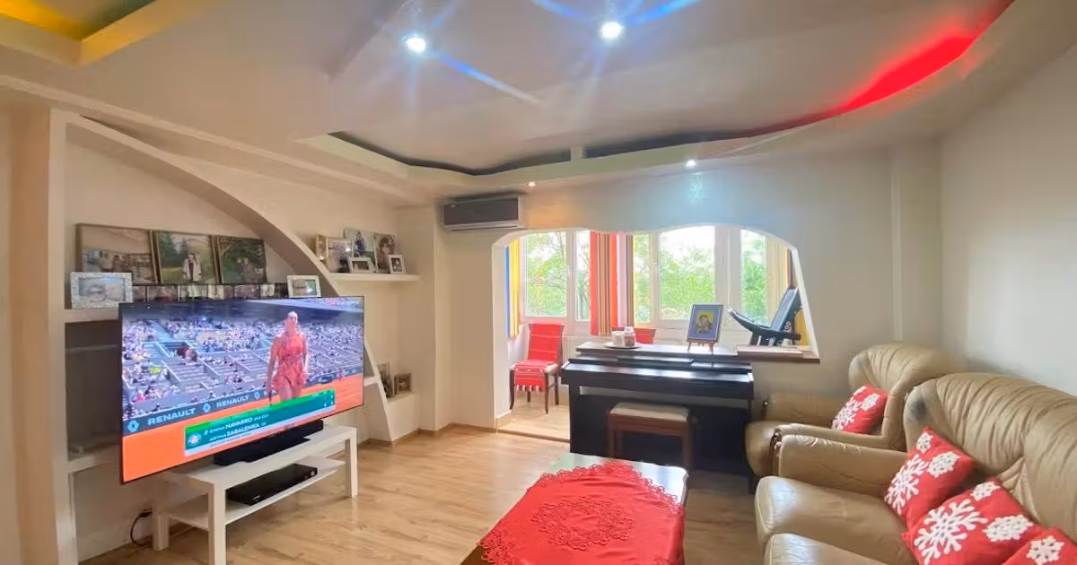 Apartament de vânzare cu 3 camere, mobilat în zona Găvana, Pitești