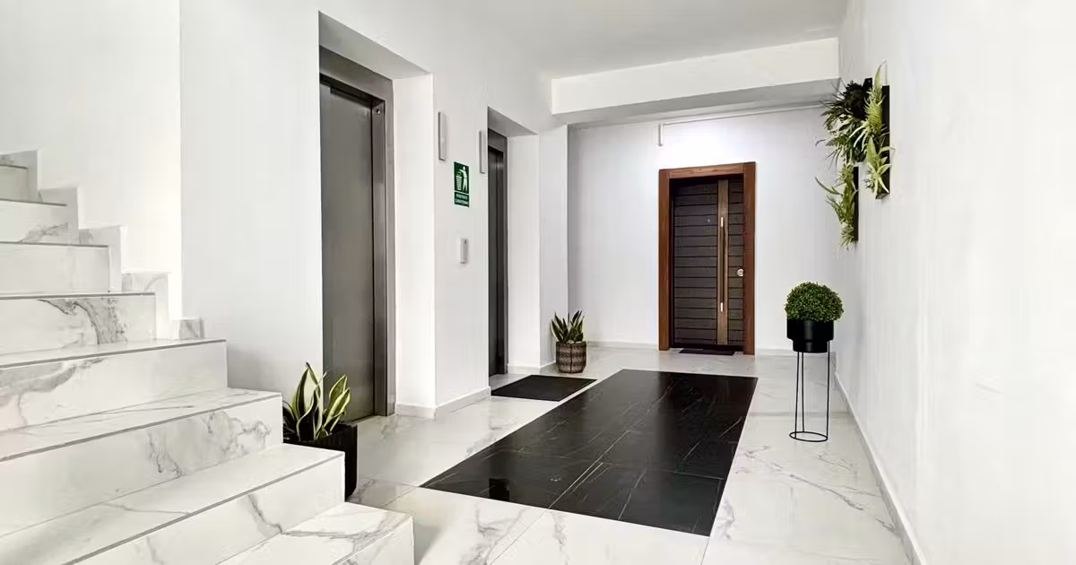 Apartament de vânzare cu 3 camere în Năvodari