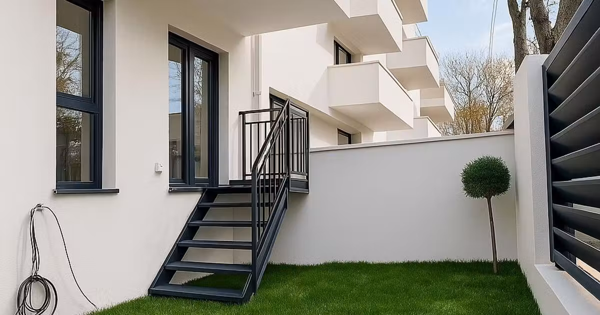 Apartament de vânzare cu 2 camere în zona Păcii, Sector 6