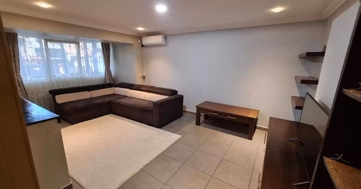 Apartament de vânzare cu 3 camere în zona Exercițiu, Pitești