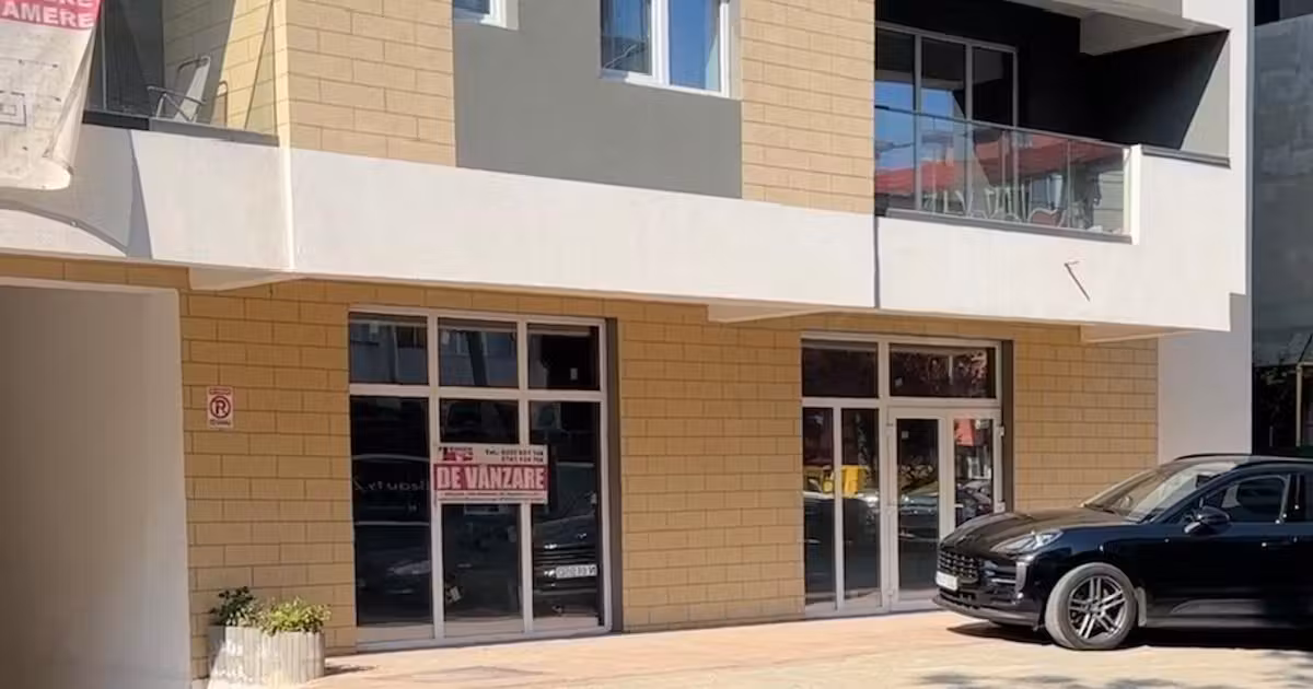 Spațiu comercial de vânzare 183 mp în zona Central, Focșani