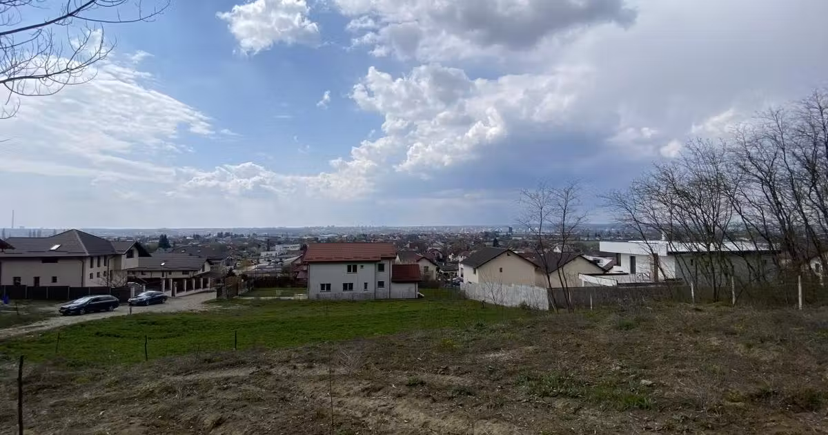 Teren Construcții intravilan de vânzare de 1400 mp, în Ștefăneștii Noi
