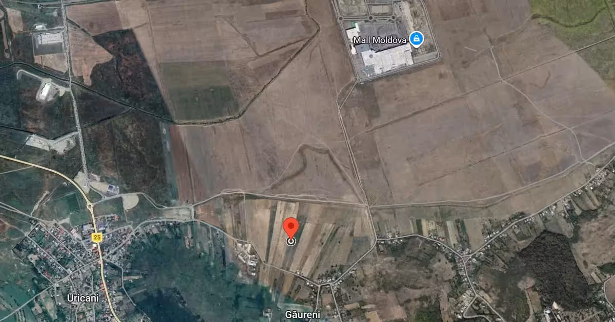 Teren Construcții intravilan de vânzare de 11500 mp, în Miroslava